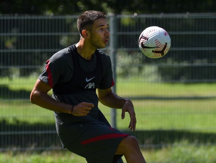 集结日体能课后;波尔图官宣签约备战意甲;管理层满意;轮换策略成焦点的简单介绍 集结日体能课后;波尔图官宣签约备战意甲;管理层满意;轮换策略成焦点的简单介绍